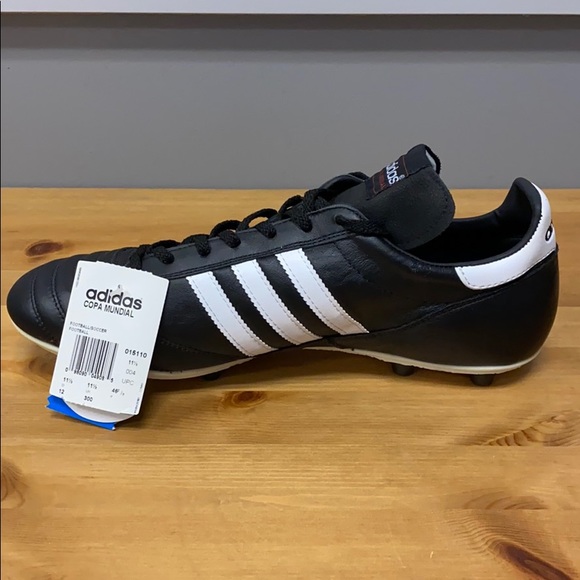 Adidas Copa Mundial Shoes - Picture 4 of 10